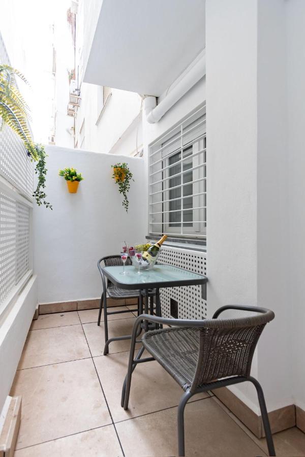 Lujan Deluxe Suites By Valcambre Seville Exterior photo